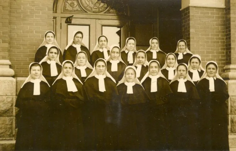 Notre Dame sisters